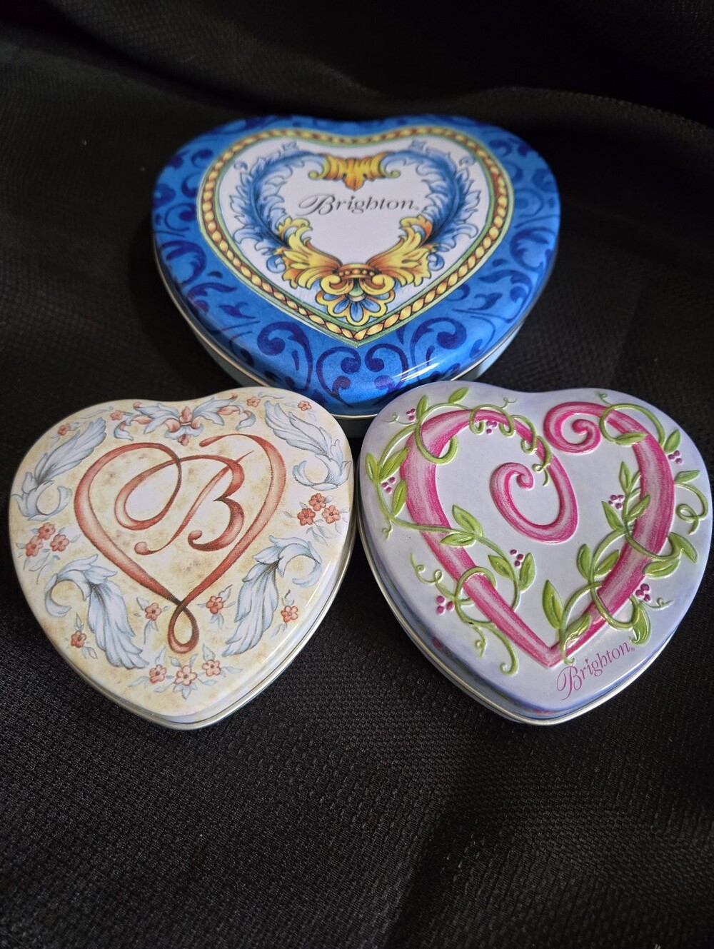 Brighton Heart Trinket Tin Trio in Blue, Lavender & Cream EUC